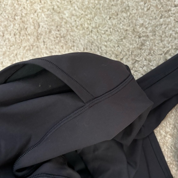 Lululemon invigorate HR tight black - Picture 3 of 8